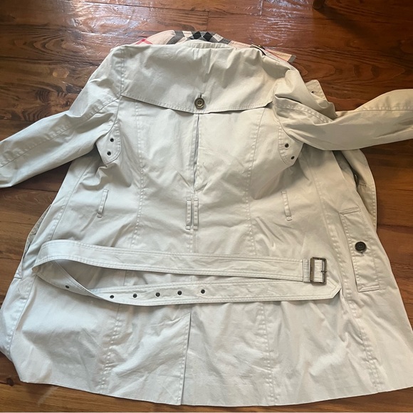 Burberry Brit Reymoor Quilted Vest Liner Removable Hooded Check Trench in size 8 - Picture 8 of 17